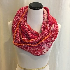Anthropologie infinity scarf